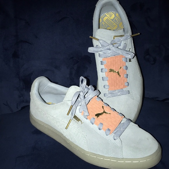 puma suede blue light